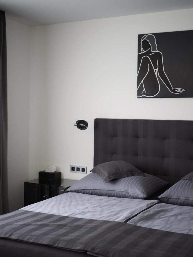 Apartman Grey Prag Exteriör bild