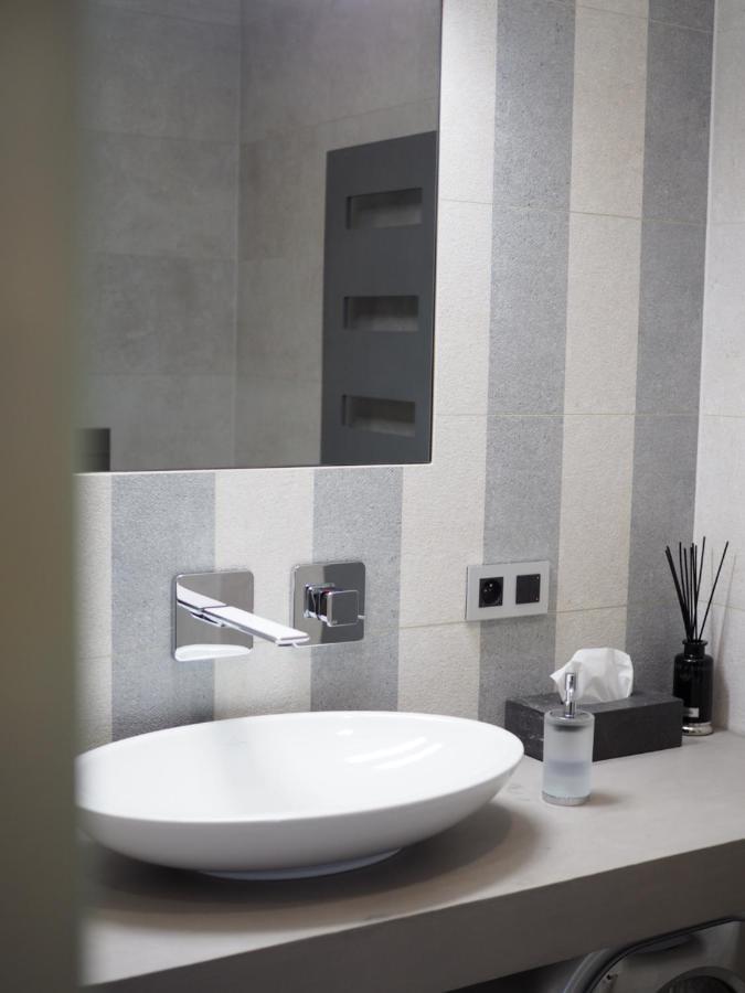 Apartman Grey Prag Exteriör bild