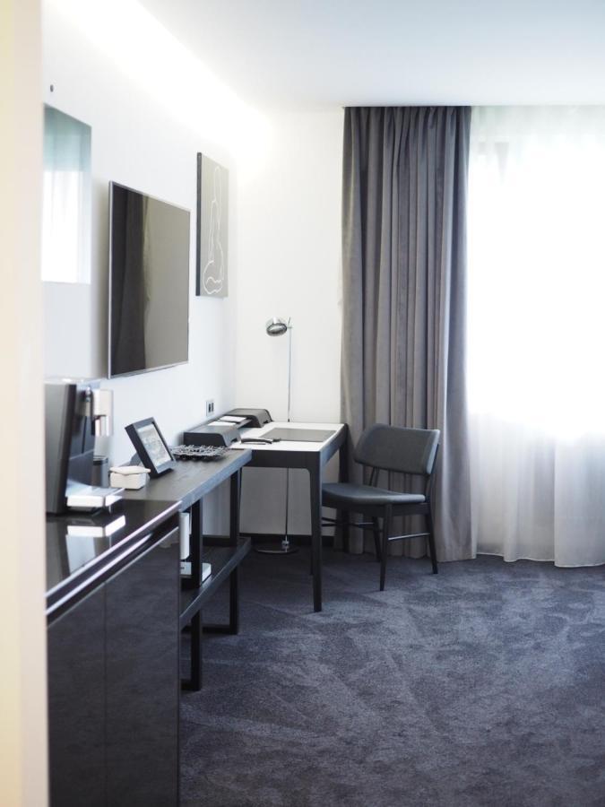 Apartman Grey Prag Exteriör bild